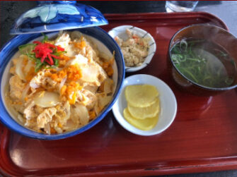 フリーランス主夫のふるさと、岩手県久慈市にある喜多八食堂のうに丼